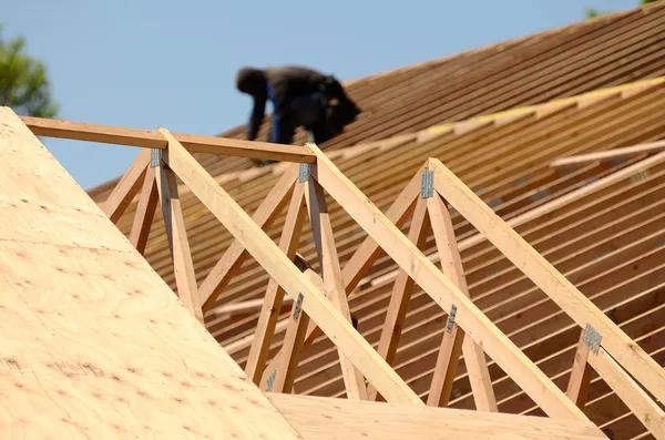 Affordable Roofing Contractor Near You for Quick Repairs