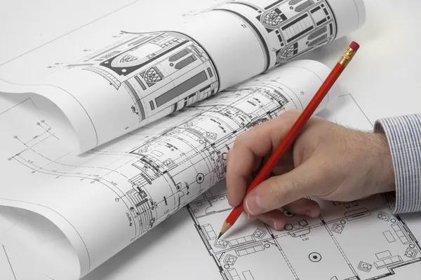 Benefits of Hiring Reliable custom pool builders for Your Home